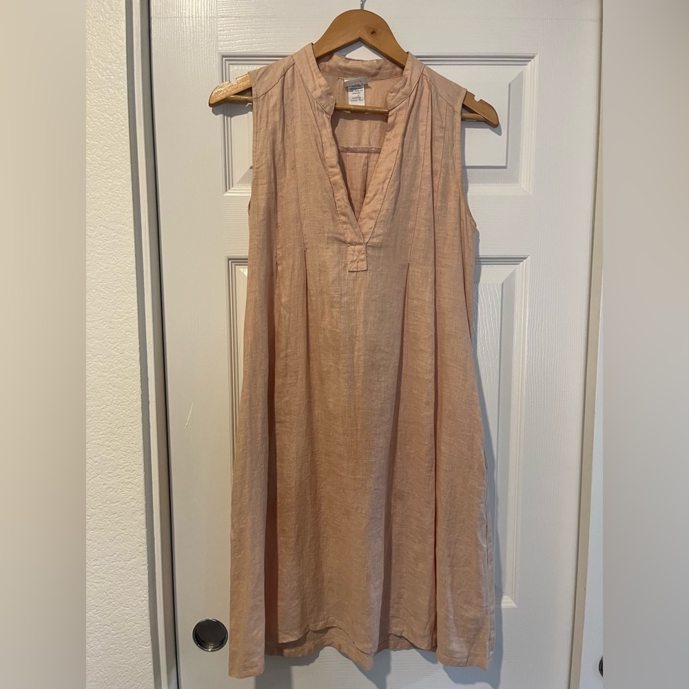 Adorable pink, linen SBJ Austin dress. Size 2. Great condition.